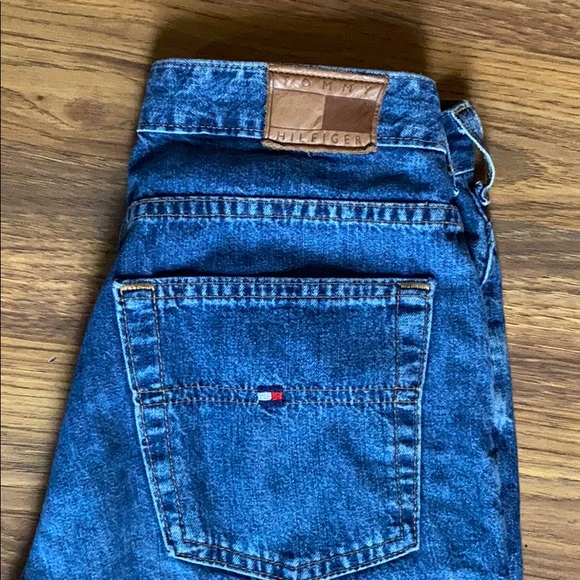 VINTAGE TOMMY HILFIGER MOM JEANS! - Picture 2 of 5